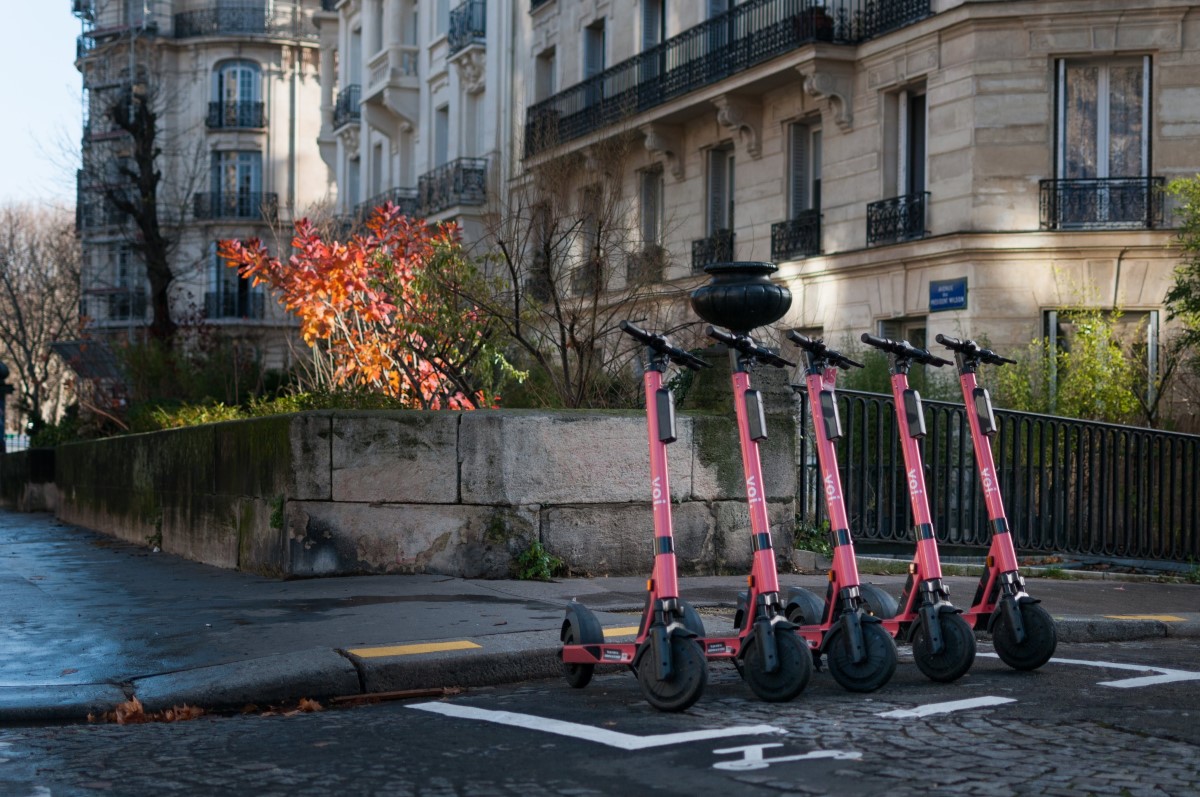 Regulating electric scooters (e-scooters)
