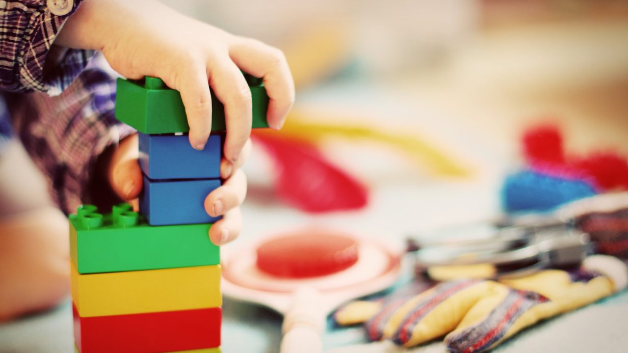 How is child maintenance calculated?